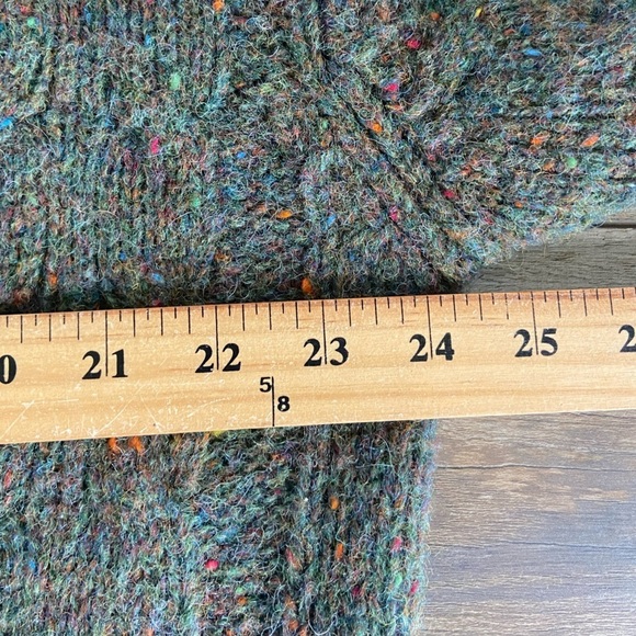 Authentic Gap Clothing Men's Wool Sweater Size L Cable Knit V-Neck Fisherman Y2K - Picture 5 of 9